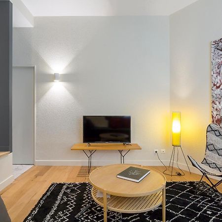 Arbre Sec - T2 - Meuble Tres Calme Apartment Lyon Exterior photo